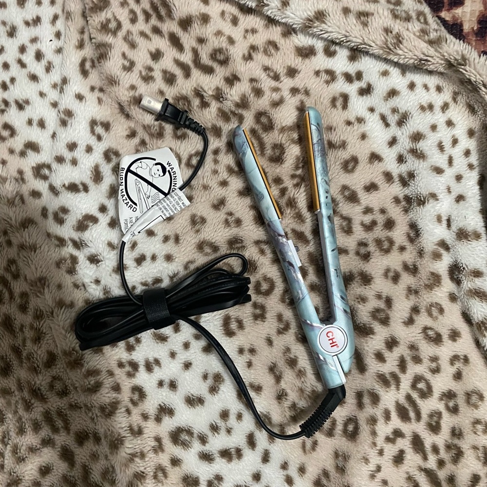 Special Edition True Gem Chi 1" Ceramic Hairstyling Iron / Straightener